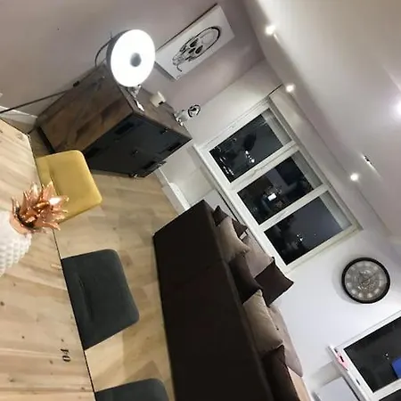 Апартаменты Tres Belle Plein Centre *